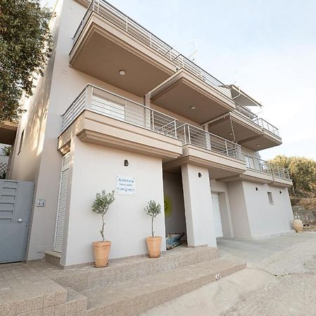 Kalavria Luxury Suites - Magnificent Sea View Of Poros Poros Town Luaran gambar