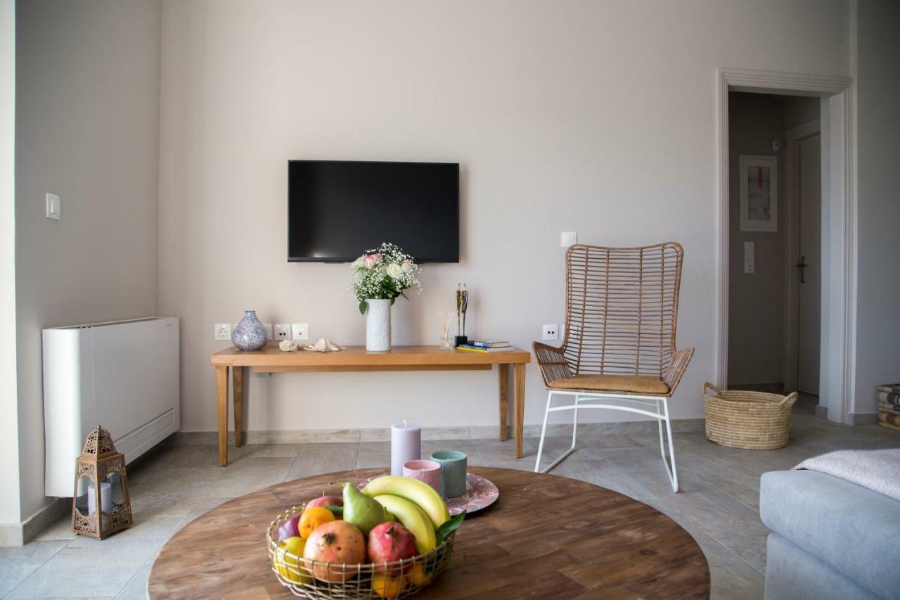 Kalavria Luxury Suites - Magnificent Sea View Of Poros Poros Town Luaran gambar