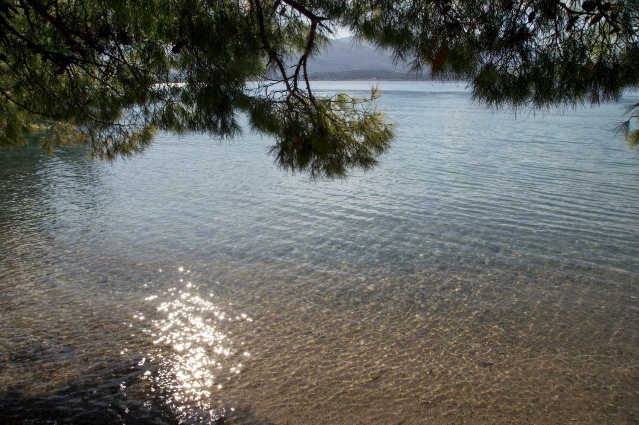 Kalavria Luxury Suites - Magnificent Sea View Of Poros Poros Town Luaran gambar