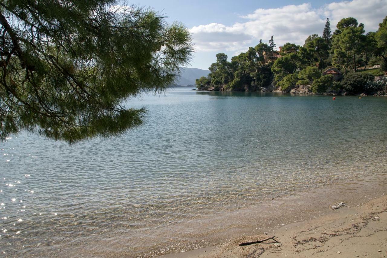 Kalavria Luxury Suites - Magnificent Sea View Of Poros Poros Town Luaran gambar