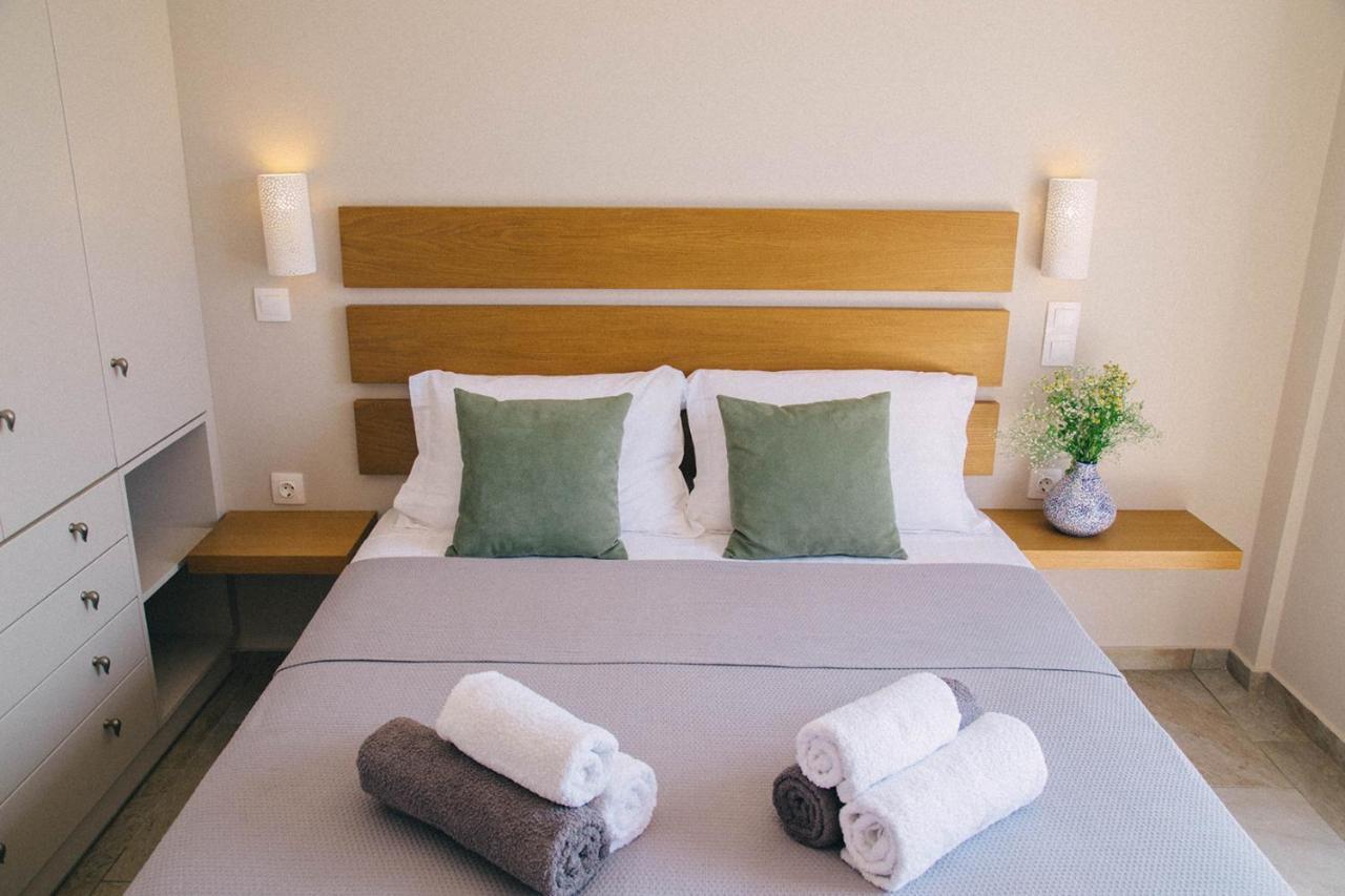 Kalavria Luxury Suites - Magnificent Sea View Of Poros Poros Town Luaran gambar